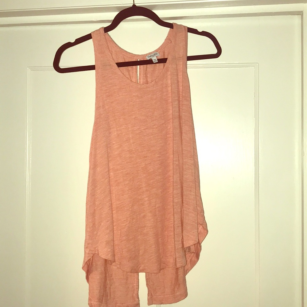 Comfy peach summer tank ☀️